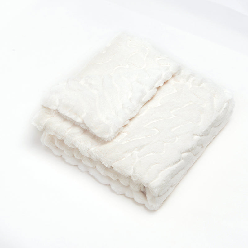 CUDDLE COOKIE ULTRA SOFT SOLID FUR BLANKET