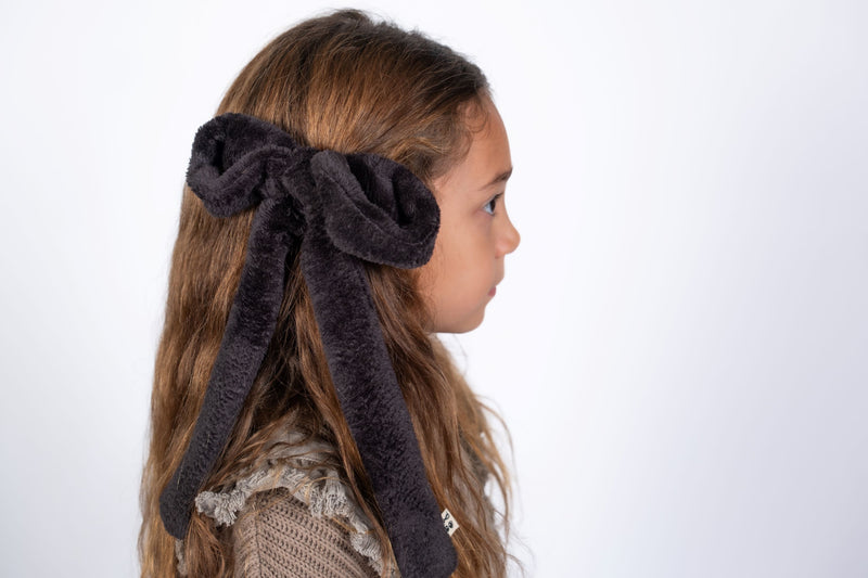 C1507 HEIRLOOM FUR BOW