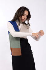 MC5611 MAPLE & CLIFF COLORBLOCK TIE BACK VEST