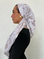 SCARF BAR  VERSATILE PRETIED WITH VELVET GRIP