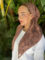 SCARF BAR  VERSATILE PRETIED WITH VELVET GRIP